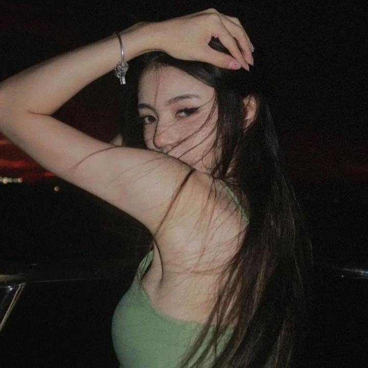 无彩限的怪灵世界封面